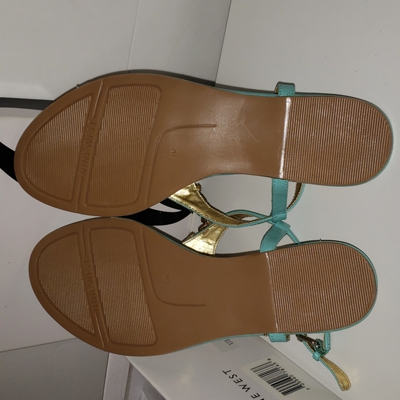 Brand New Nine West Seahorse Jeweled Sandals Size 6 - Picture 5 of 7